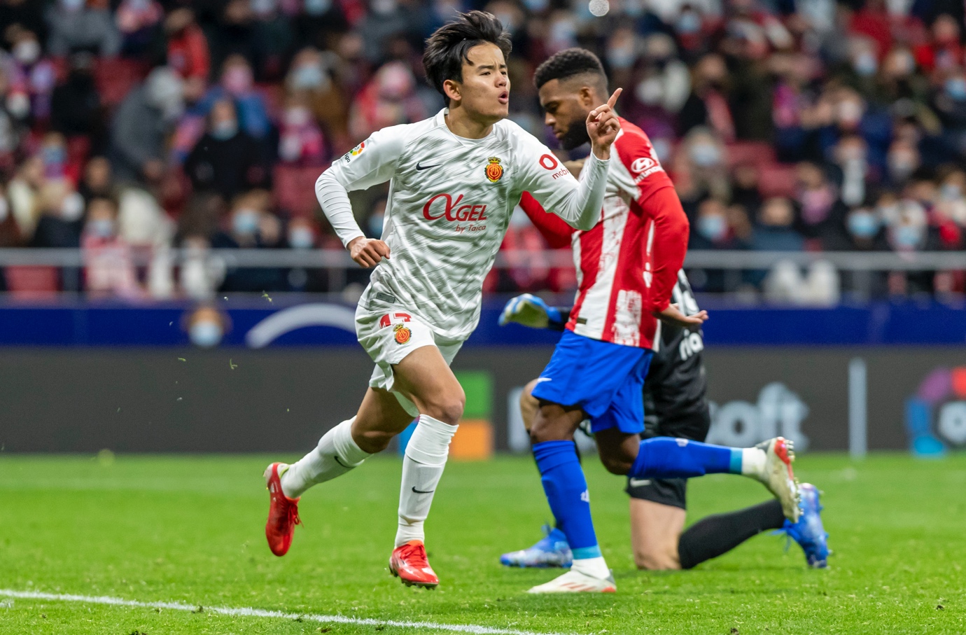 开元官方网站西甲加时末段再迎强敌，深圳男篮内部沟通，主帅态度：更衣室稳定，身体对抗强度拉满的简单介绍