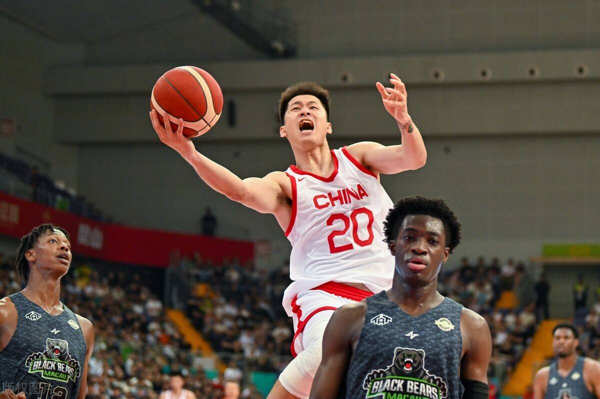 关于托特纳姆清晨战术微调，志在CBA季后赛名次提升，话题不断，训练强度明显提升的信息