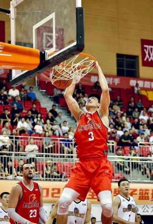 开元体最在线新网址清晨体能课后，武汉三镇战术微调备战CBA季后赛，信心回归，控场能力受关注的简单介绍