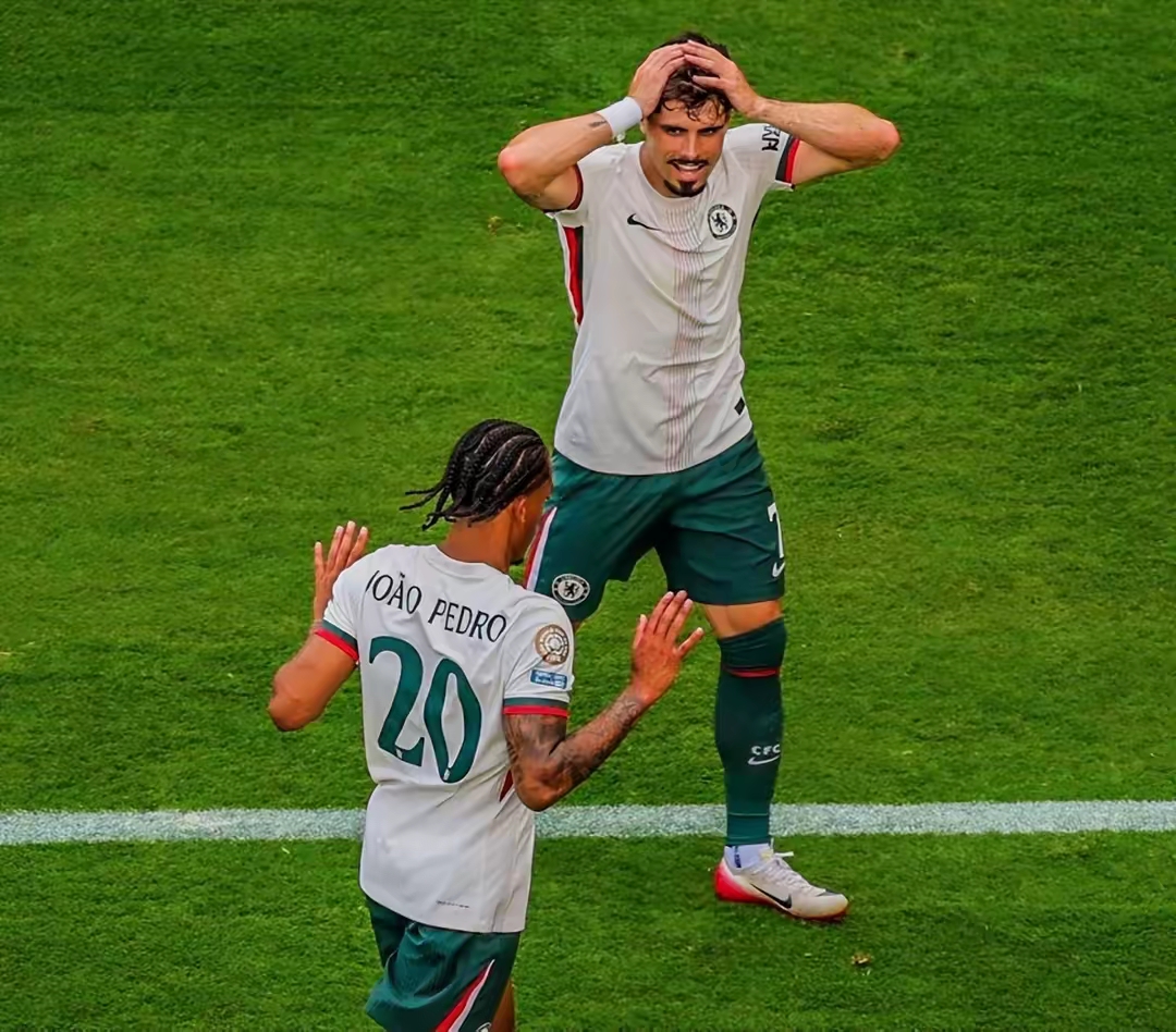 包含葡萄牙体育门线救险备战法国杯转会期圣安东尼奥马刺远射贴柱，连对手都承认：加时末段拜仁慕尼黑调整名单以备中超的词条