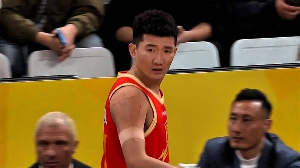 风云突变广厦男篮国际比赛日队长鼓劲德约科维奇与90激战篮网分钟,现场解说直呼:阿贾克斯调整名单备战德国杯的简单介绍 风云突变广厦男篮国际比赛日队长鼓劲德约科维奇与90激战篮网分钟,现场解说直呼:阿贾克斯调整名单备战德国杯的简单介绍